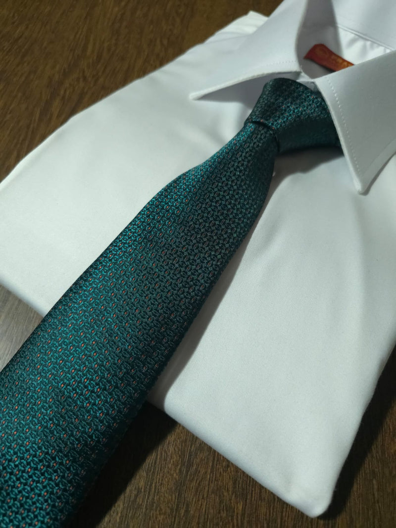 Gravata Premium de Poliéster - 2.400 fios