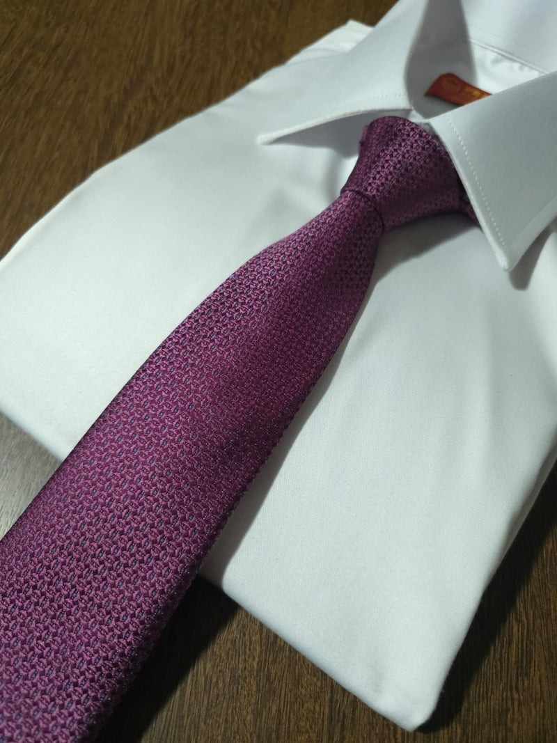 Gravata Premium de Poliéster - 2.400 fios