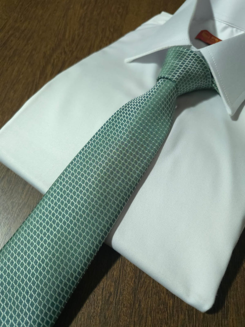 Gravata Premium de Poliéster - 2.400 fios