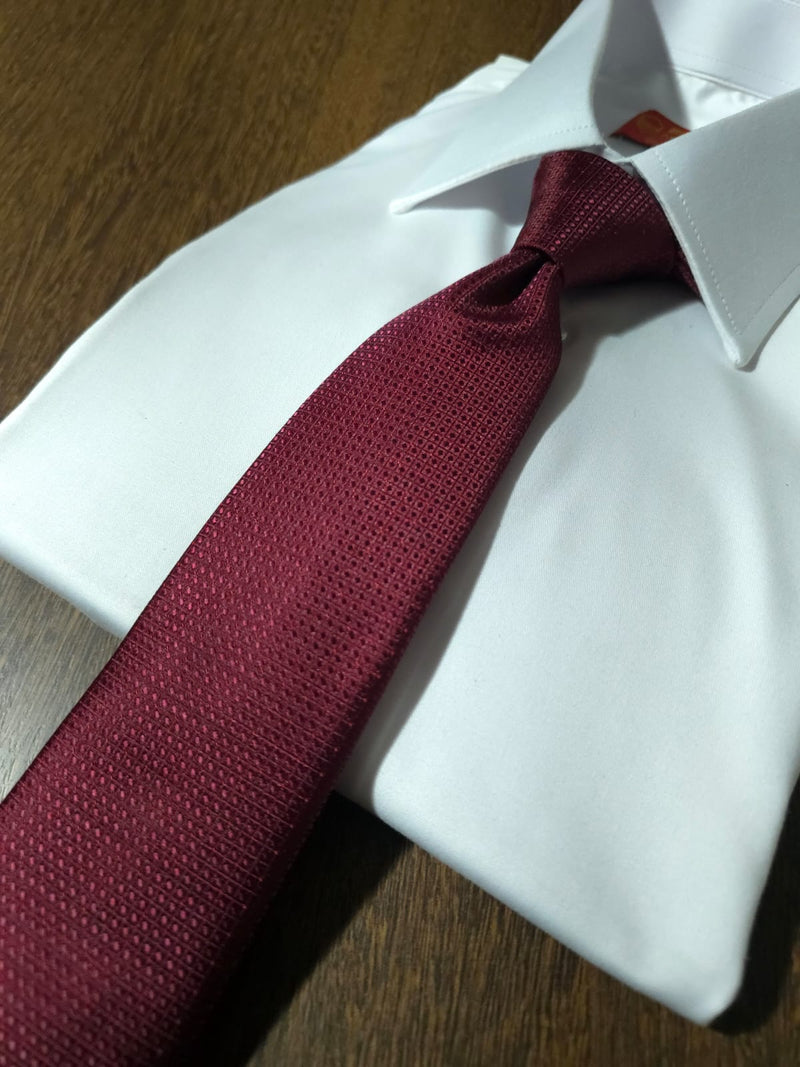 Gravata Premium de Poliéster - 2.400 fios