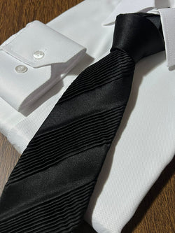 Gravata 100% Seda Monocolor Drapeada -