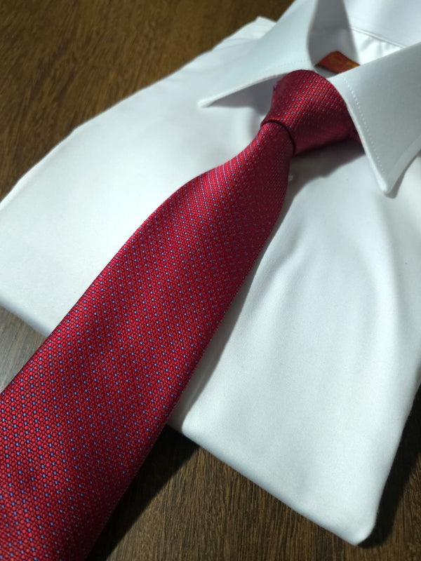 Gravata Premium de Poliéster - 2.400 fios