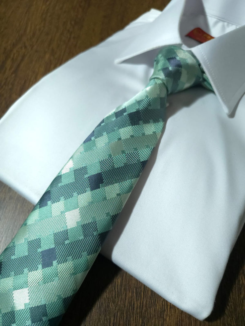 Gravata Premium de Poliéster - 2.400 fios