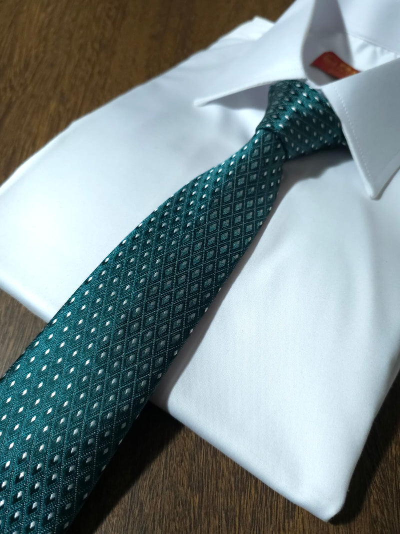 Gravata Premium de Poliéster - 2.400 fios