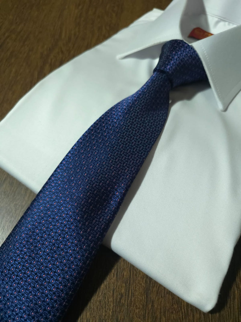 Gravata Premium de Poliéster - 2.400 fios