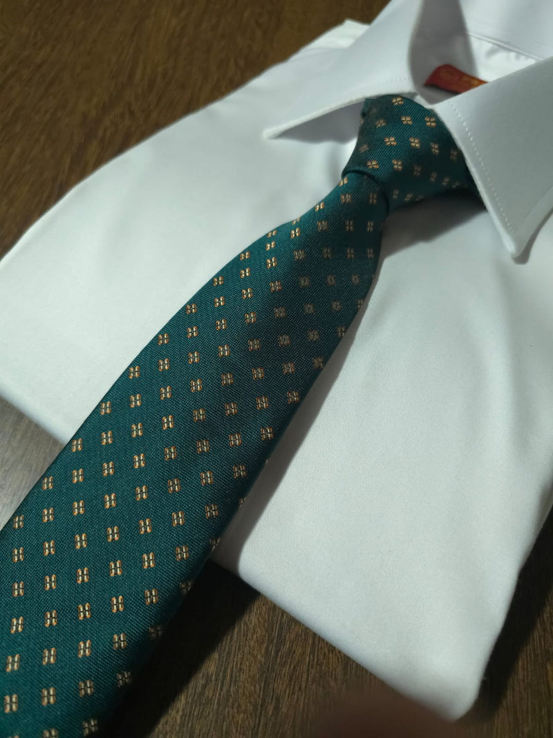 Gravata Premium de Poliéster - 2.400 fios