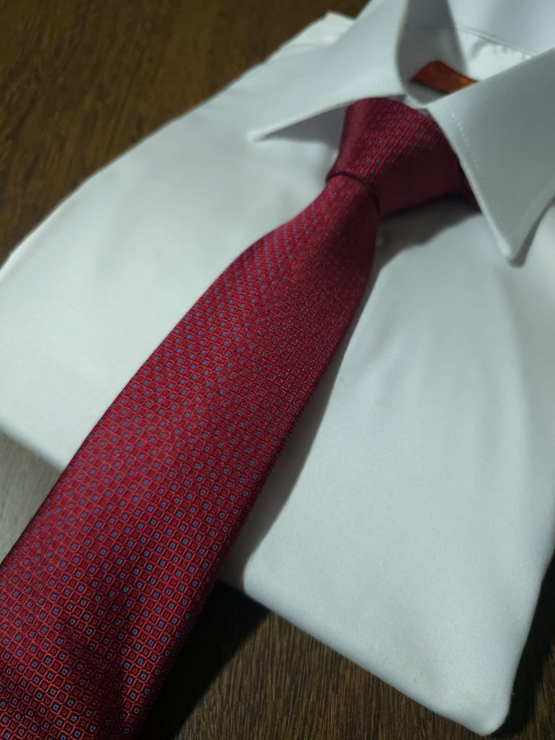 Gravata Premium de Poliéster - 2.400 fios