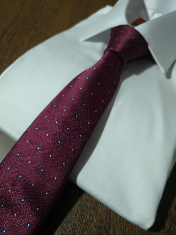 Gravata Premium de Poliéster - 2.400 fios