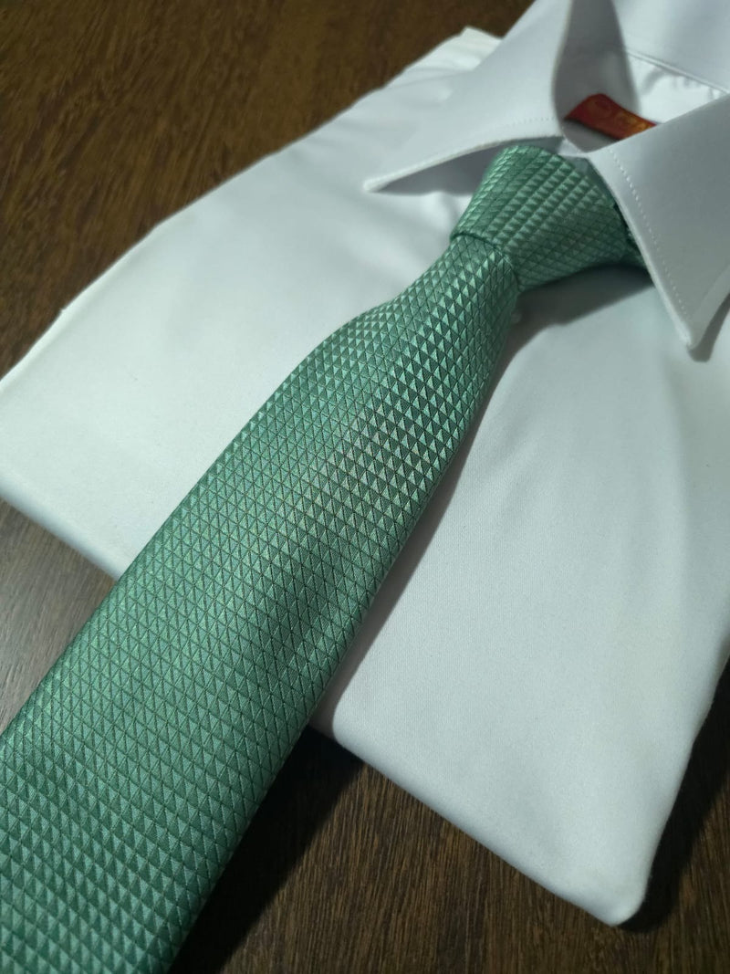 Gravata Premium de Poliéster - 2.400 fios