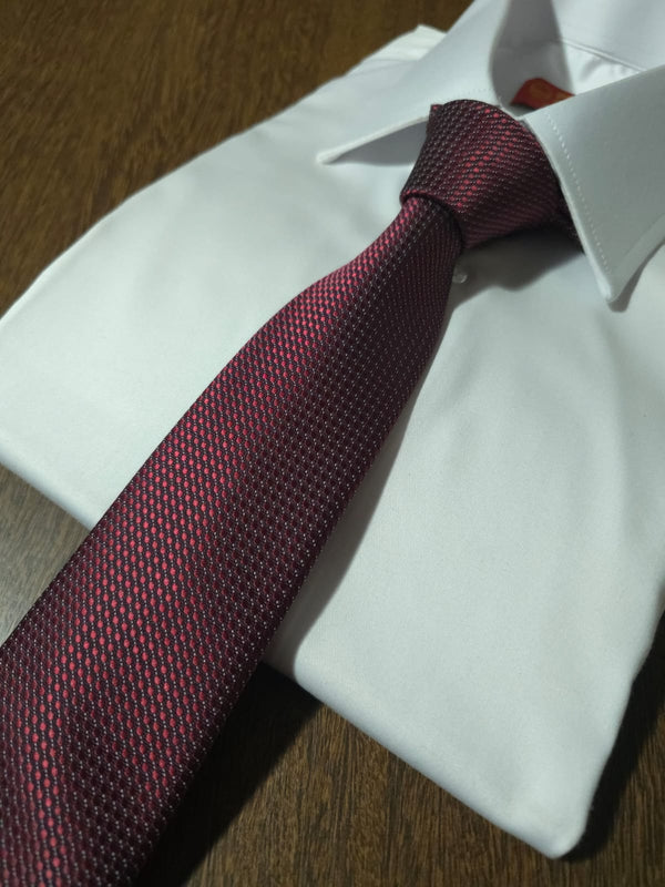 Gravata Premium de Poliéster - 2.400 fios