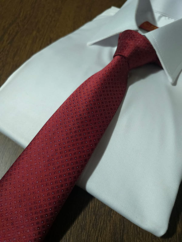 Gravata Premium de Poliéster - 2.400 fios