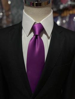 Gravata 100% Seda Monocolor Tradicional - Roxo